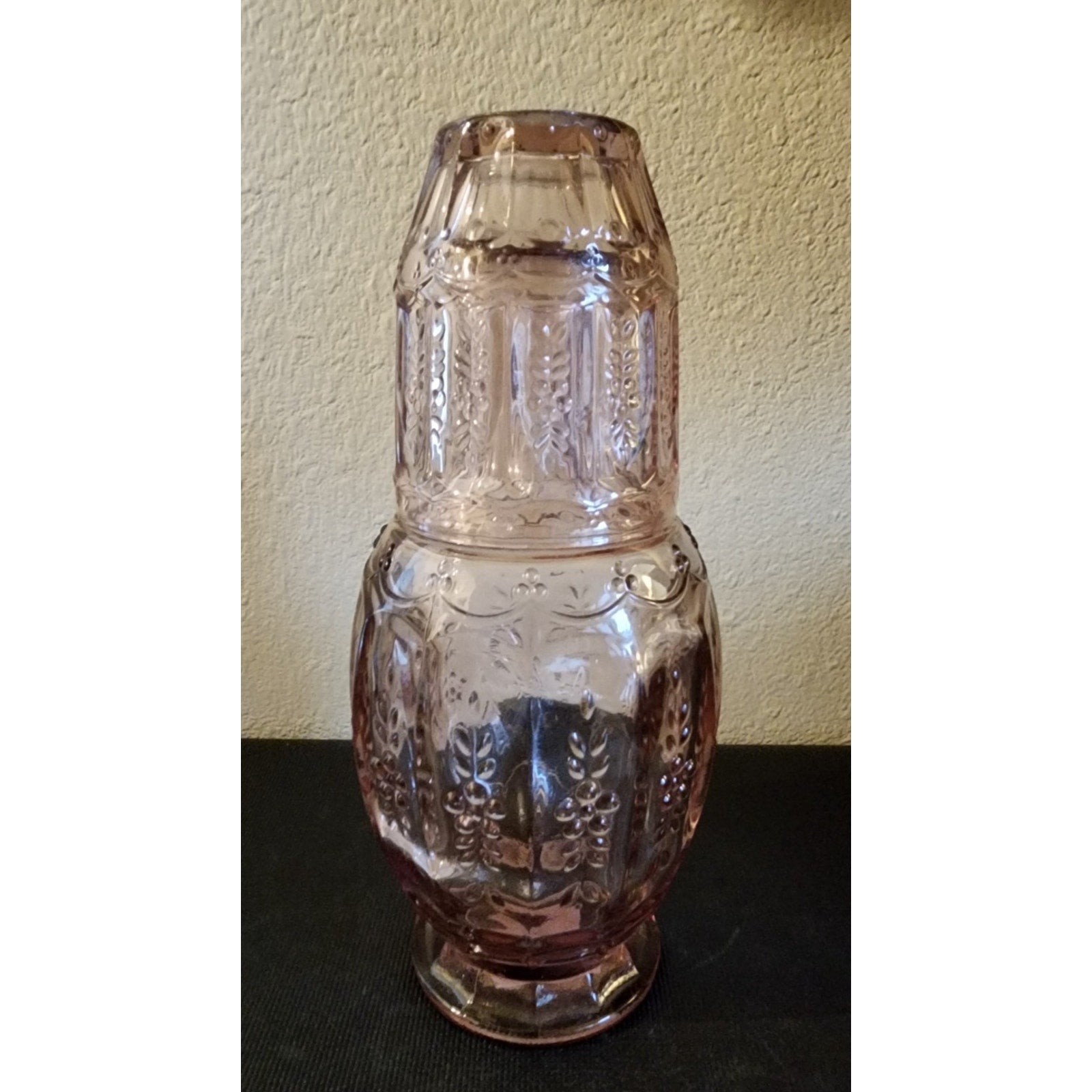 Elle Décor Vintage Style Bedside Water Carafe w/ Tumbler –  Pink