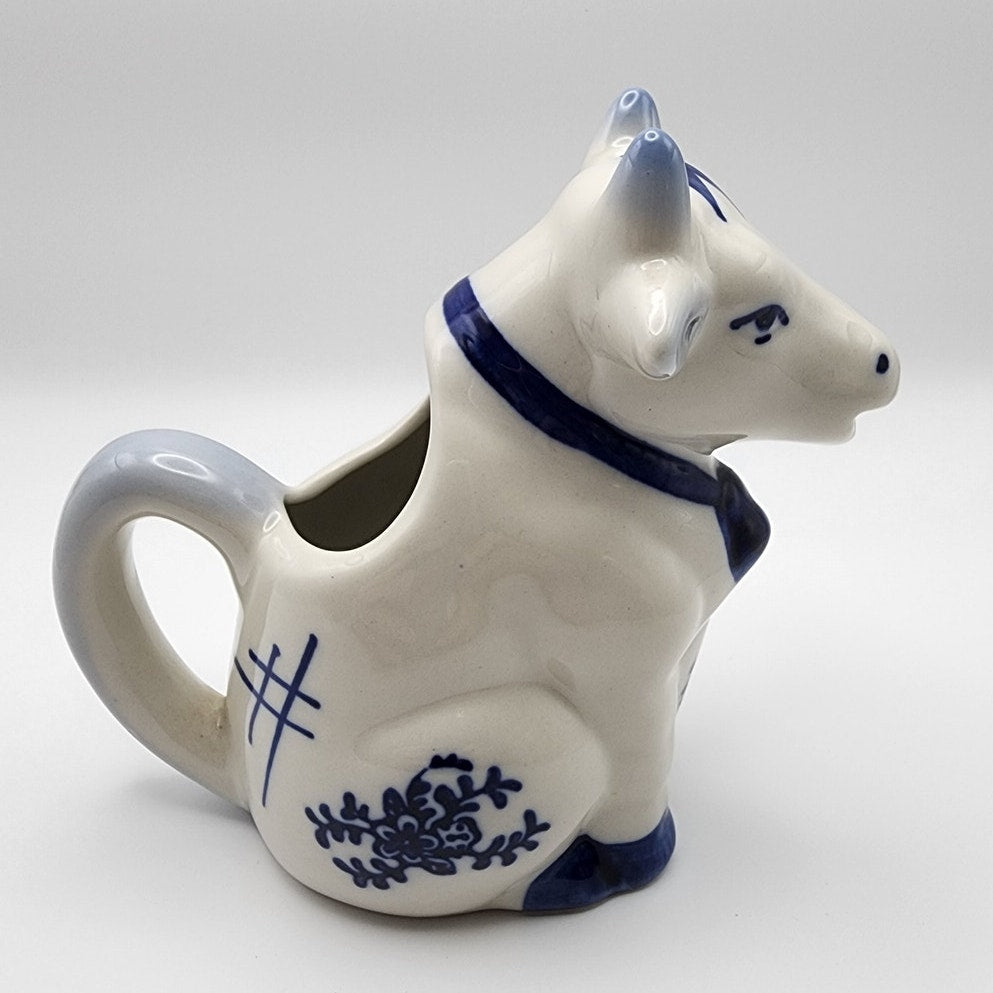 Vintage Hand Painted Ceramic Delft Style Blue / White Seated Cow-Shaped Creamer