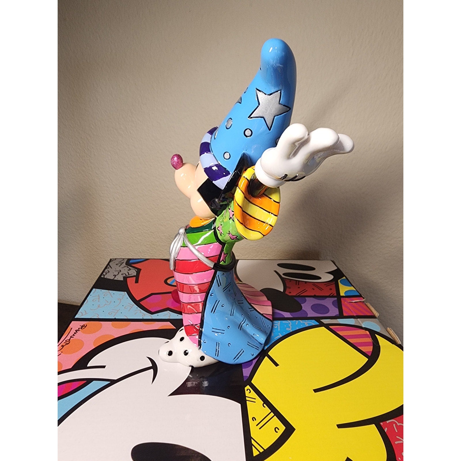 Disney Romero Britto Sorcerer Mickey Mouse Figurine Fantasia Enesco w/ Box 8.75"