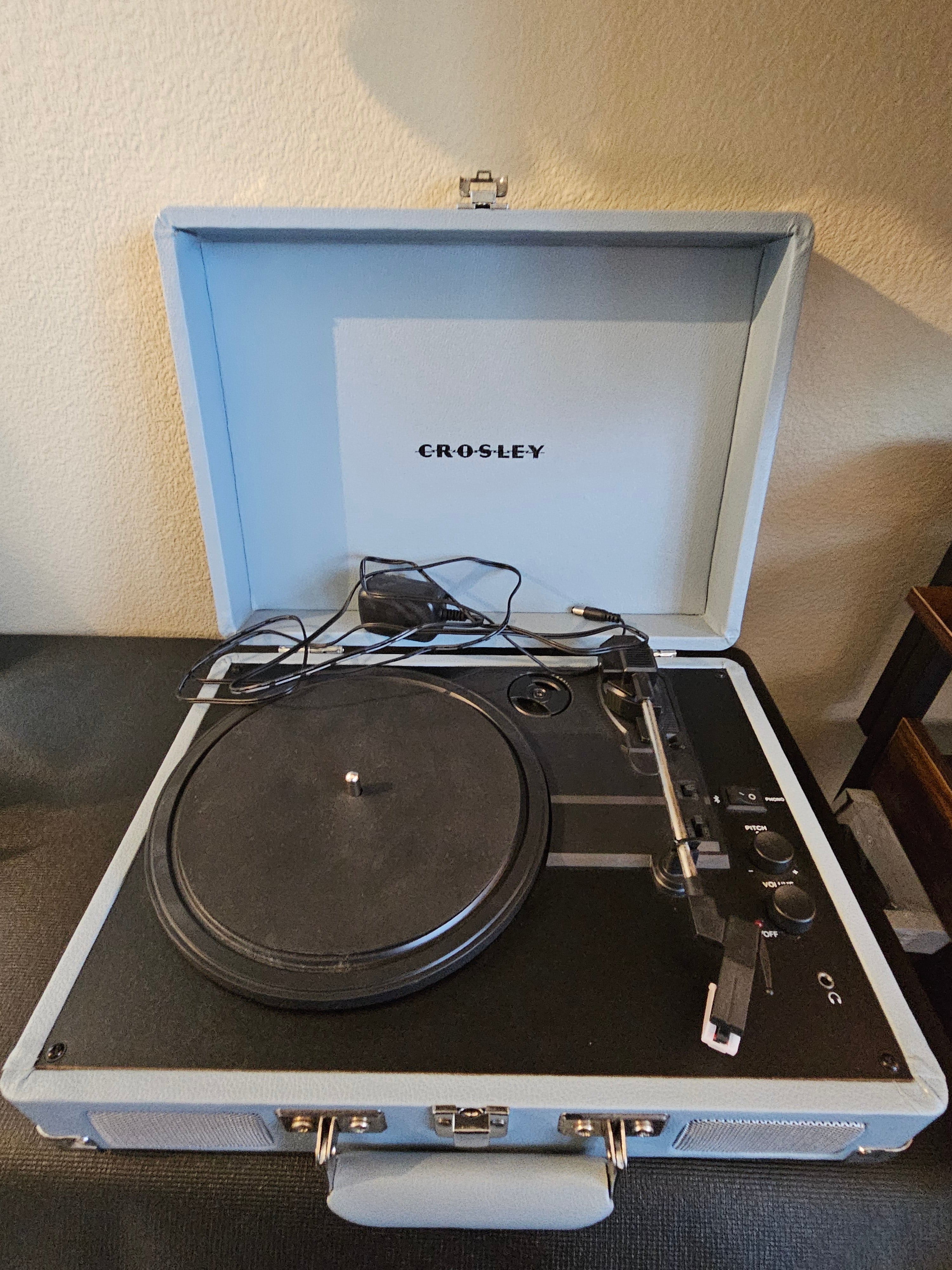 Blue Crosley Cruiser Deluxe 3-Speed Portable Turn Table - Record Player