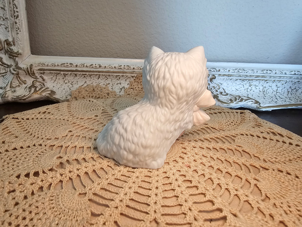 3 White Kittens Figurines - Homeco Vintage Playful Kitties w/ Yarn
