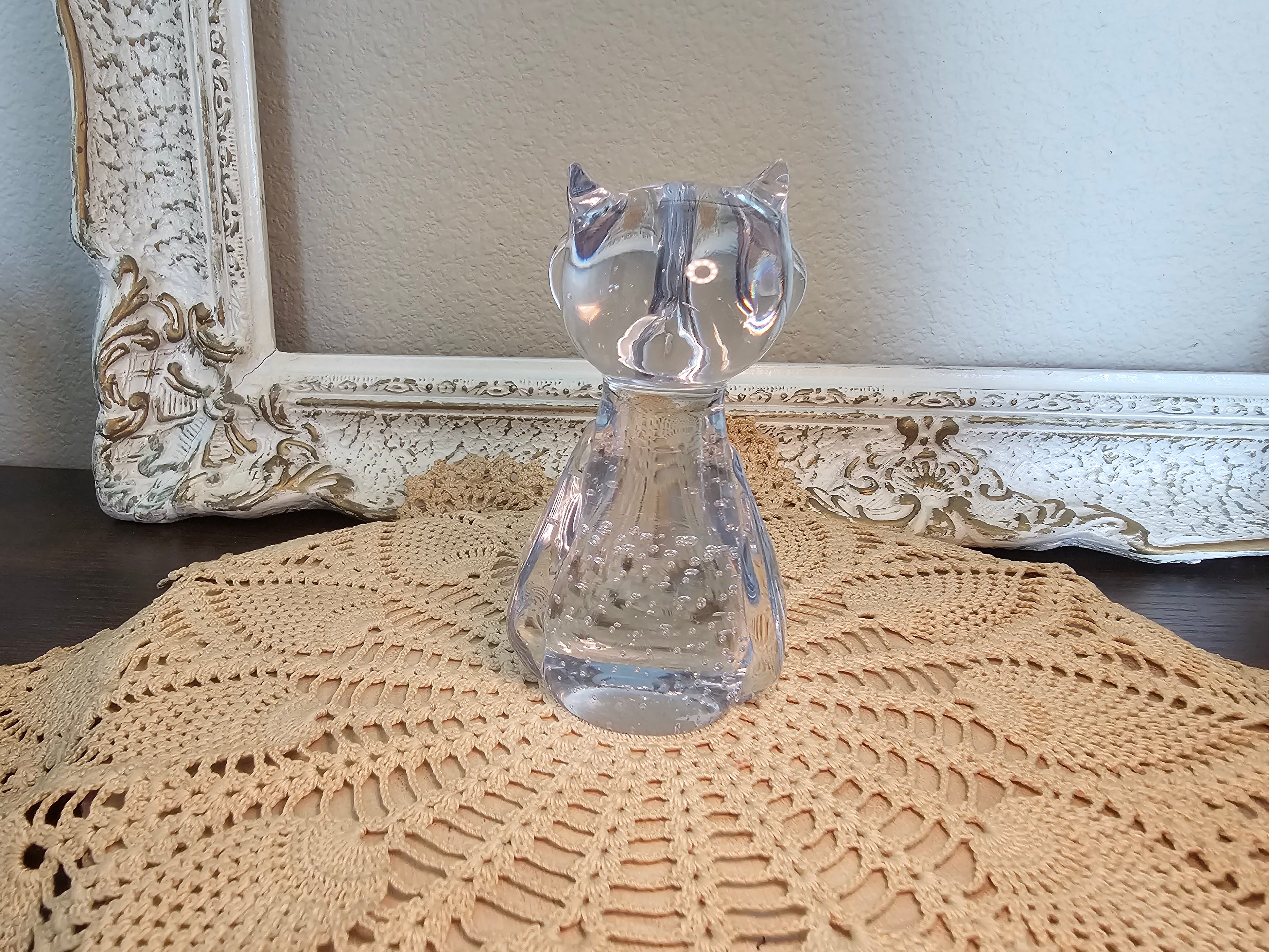 Vintage MCM Art Glass Owl Figurine Controlled Bubble Paperweight