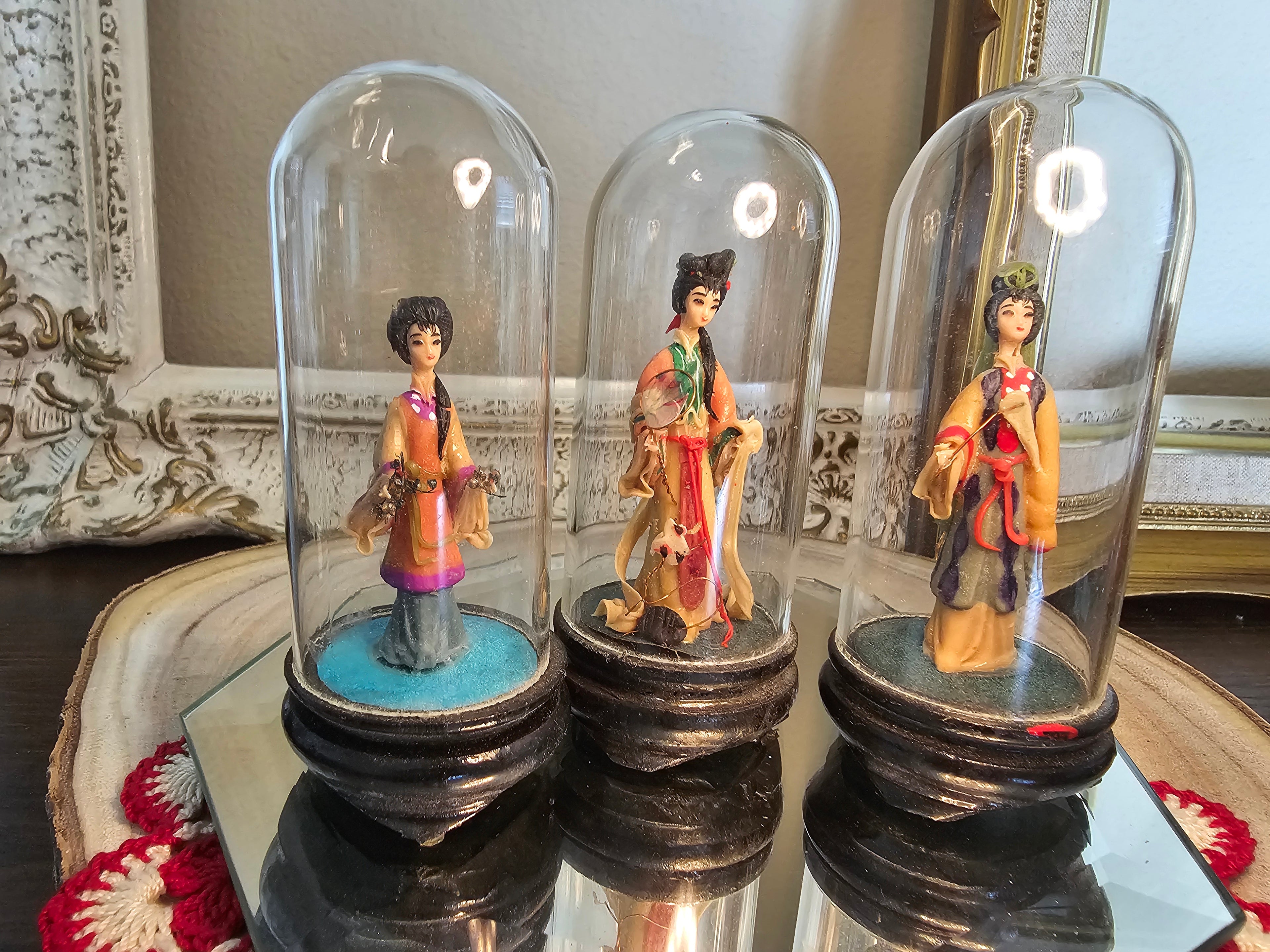 Vintage Set of 12 Miniature Chinese Figurines – Dream of Red Mansions, Boxed