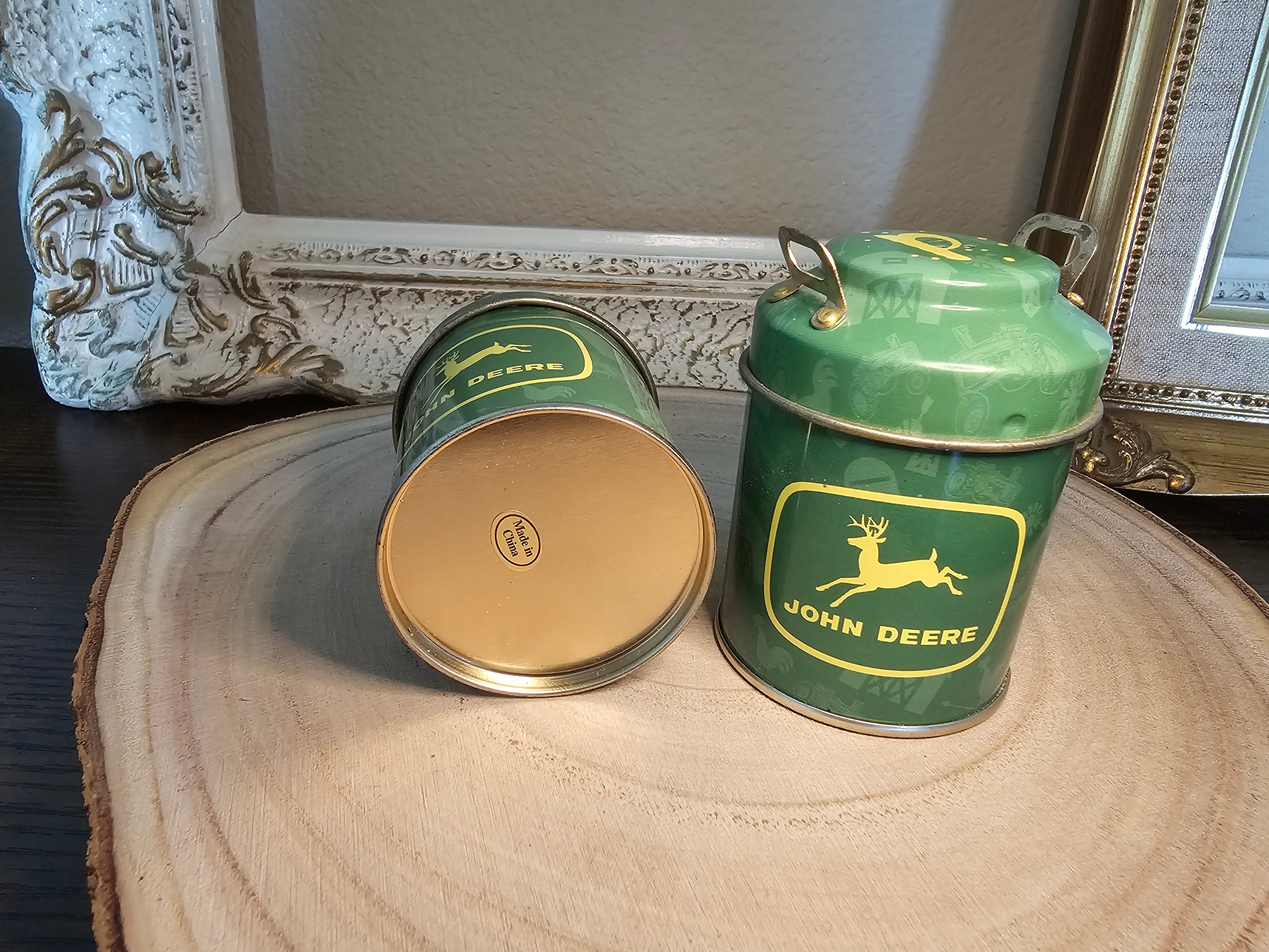 John Deere Vintage Style Tin Salt / Pepper Shaker Set