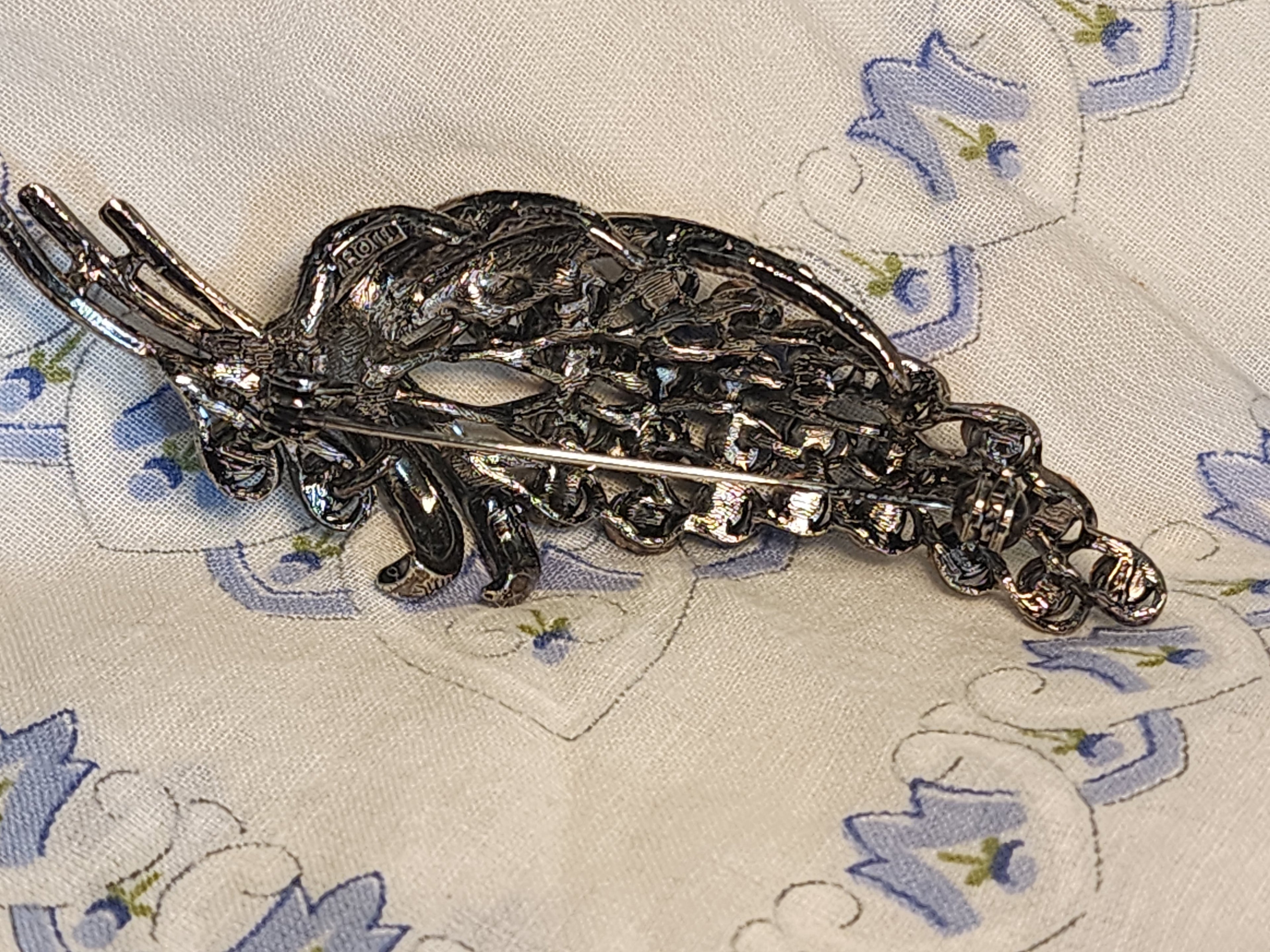 Vintage-Style Floral Brooch with Lavender Stones & Marcasite Finish