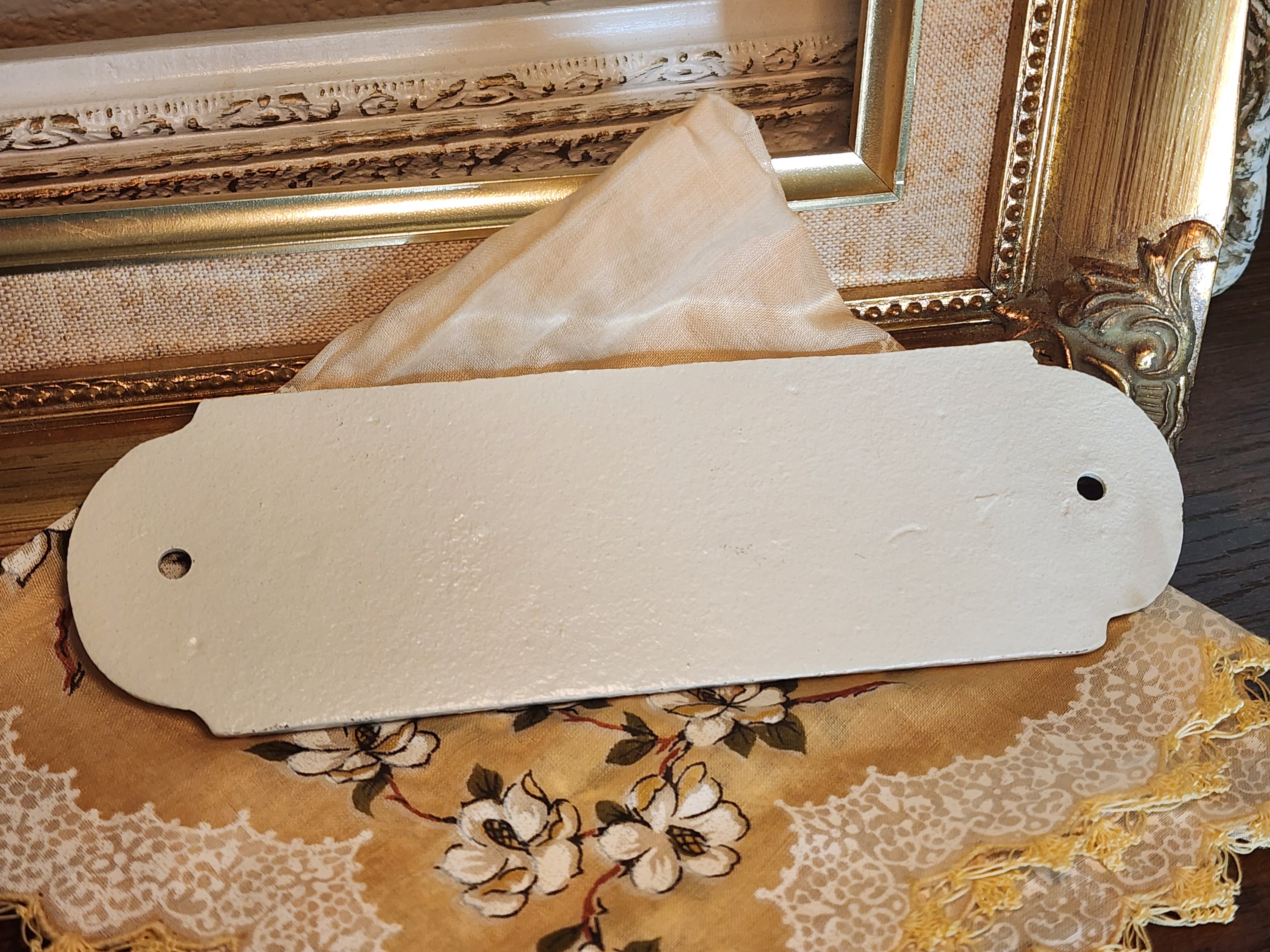 Cast Iron Pantry Wall Plaque – Vintage Inspired, White with Black Letters