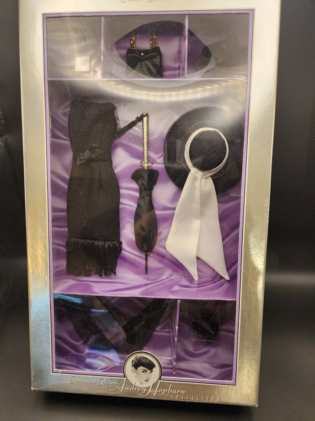 1998 Mattel Audrey Hepburn Collection: Breakfast at Tiffany's "Black Daytime Ensemble" fashion pack