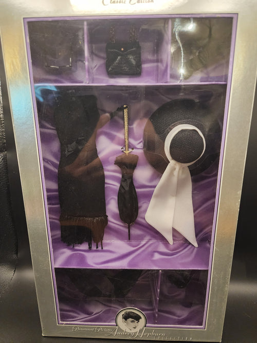 1998 Mattel Audrey Hepburn Collection: Breakfast at Tiffany's "Black Daytime Ensemble" fashion pack