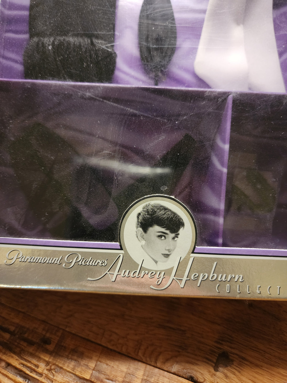 1998 Mattel Audrey Hepburn Collection: Breakfast at Tiffany's "Black Daytime Ensemble" fashion pack