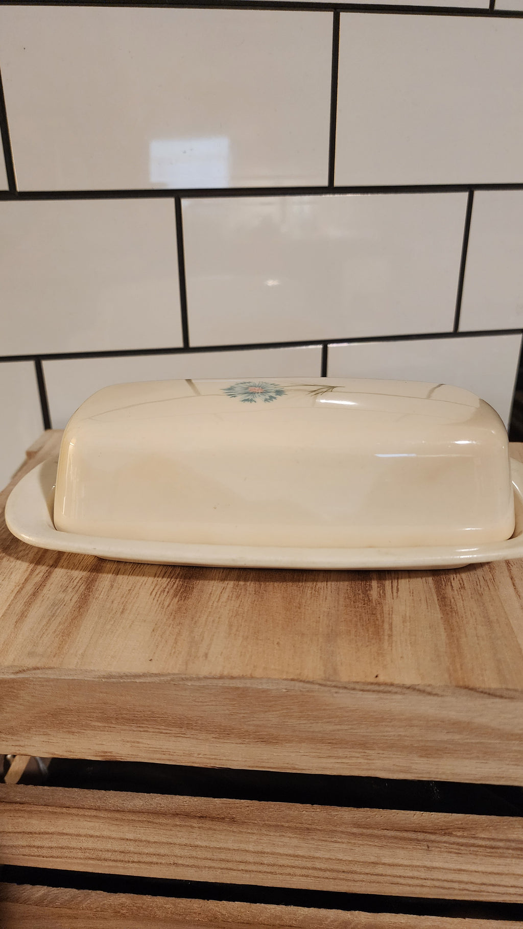 MCM Taylor, Smith & Taylor "Boutonnier" Covered Butter Dish 1/4 lb