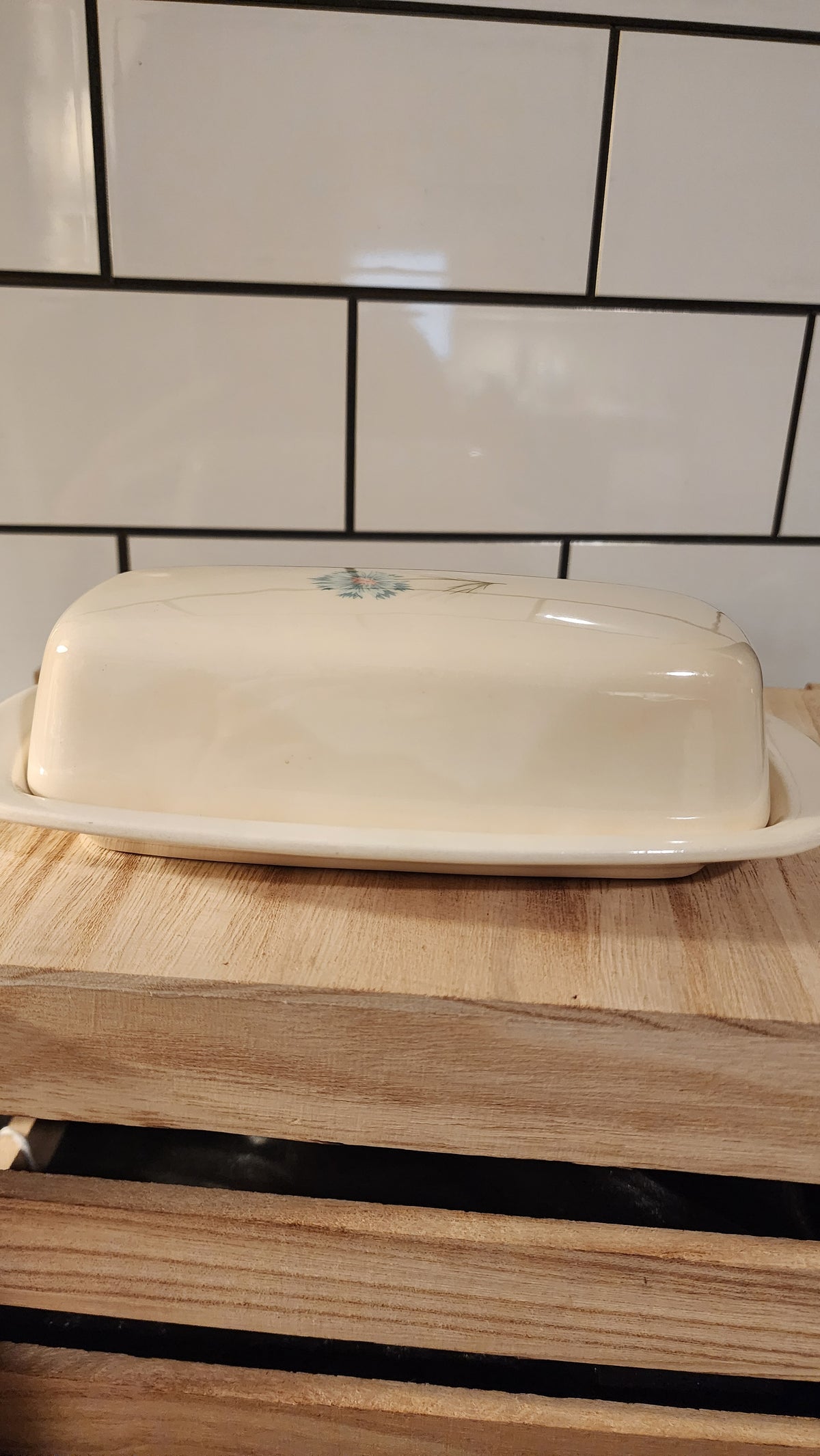MCM Taylor, Smith & Taylor "Boutonnier" Covered Butter Dish 1/4 lb