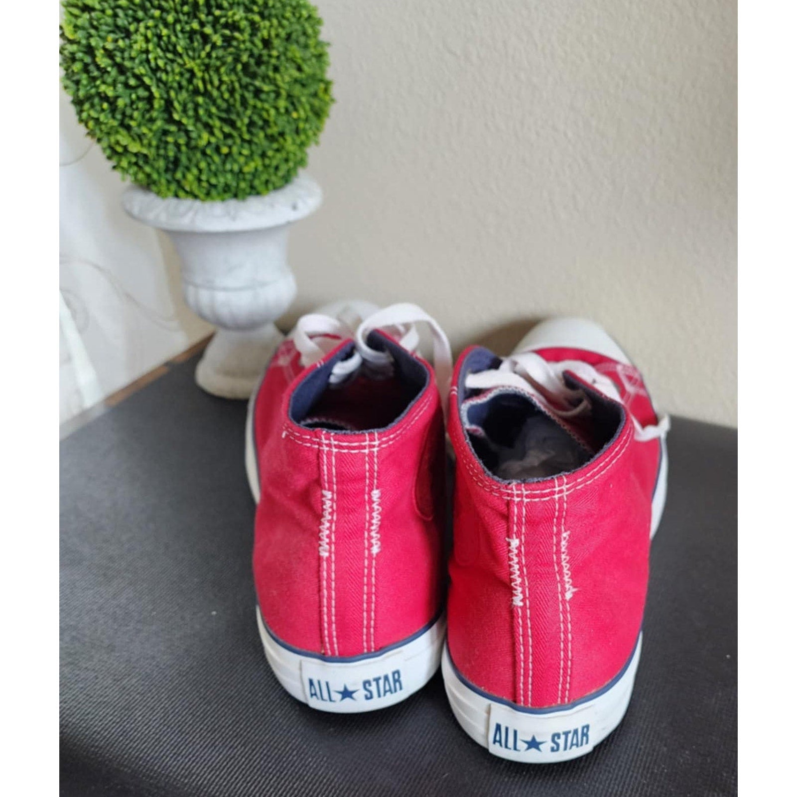 Converse All Star Chuck Taylor Red High Top Sneakers – Men's 11 / Women's 13, Pre-Owned