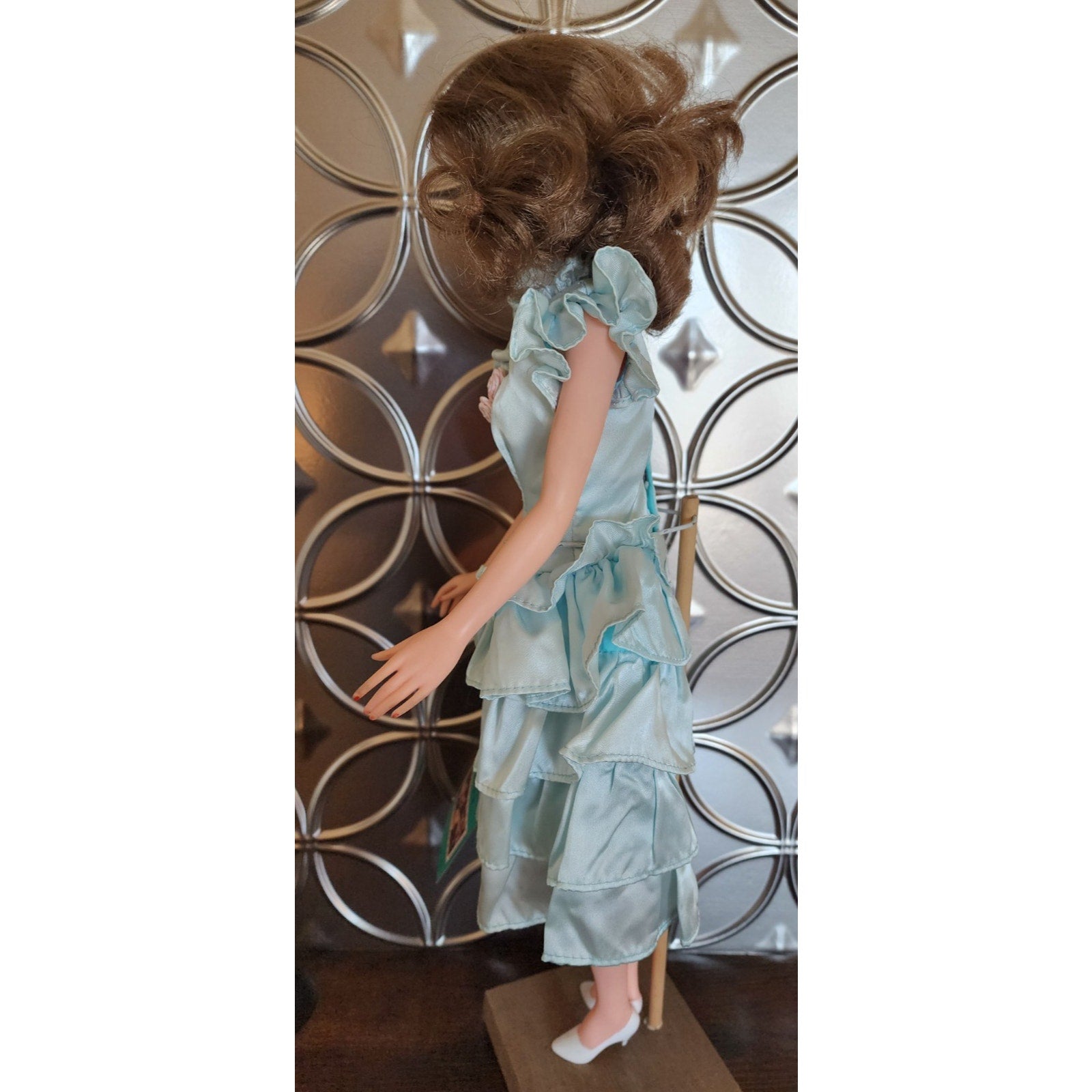 Donna Reed Mary Bailey 19" Doll 1991 It's a Wonderful Life w/Stand Collectible