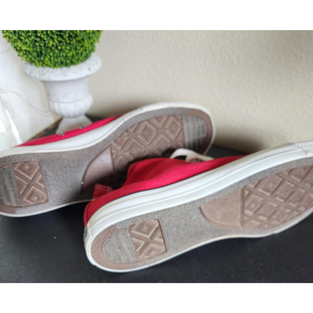 Converse All Star Chuck Taylor Red High Top Sneakers – Men's 11 / Women's 13, Pre-Owned