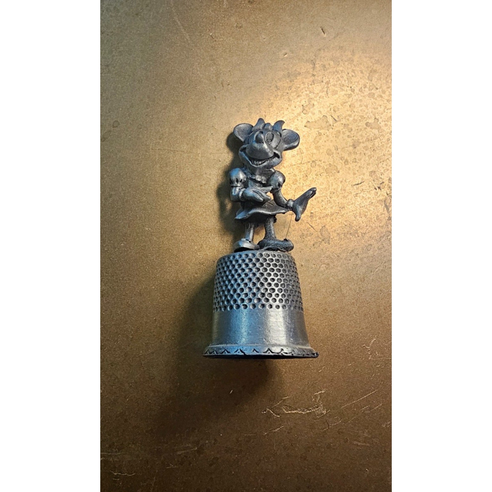 Walt Disney Collectible Pewter Thimble with Minnie Mouse