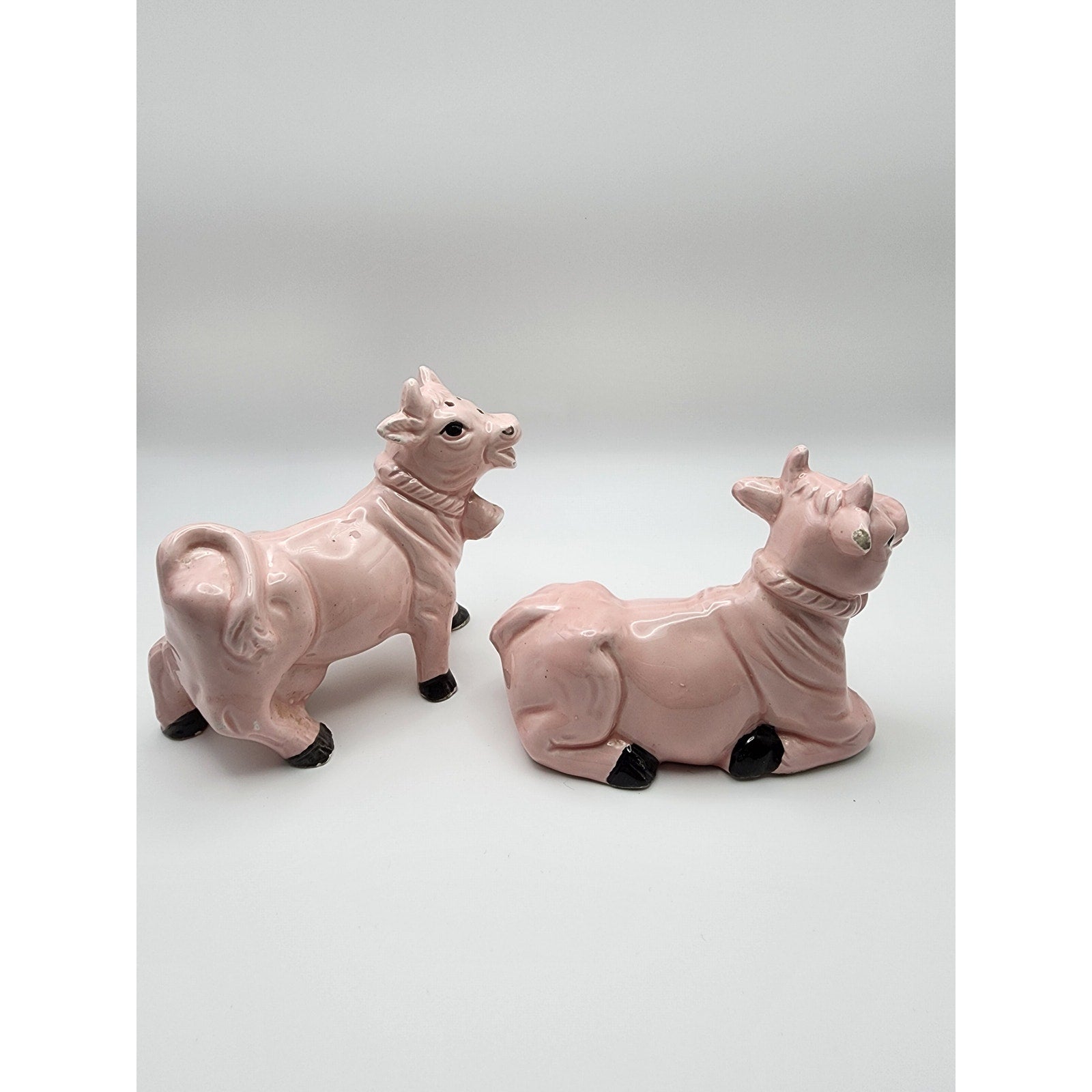 Vintage Art Mark Ceramic Cow Salt & Pepper Shaker Set - Pink Cows