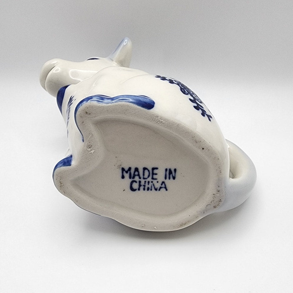 Vintage Hand Painted Ceramic Delft Style Blue / White Seated Cow-Shaped Creamer