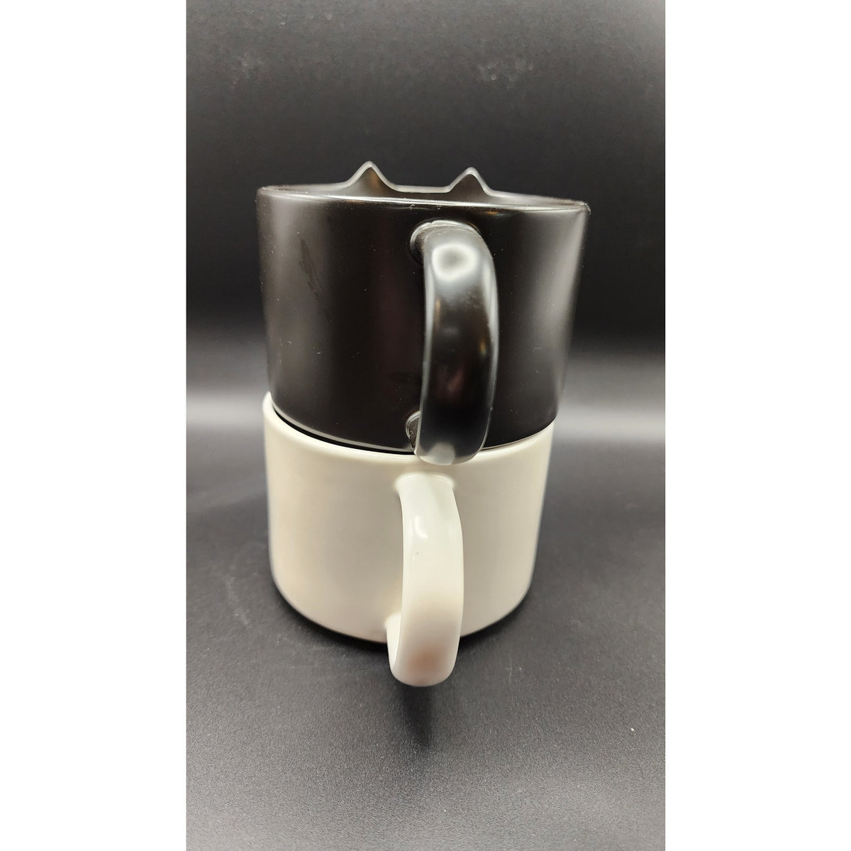 Set of Jifoow Stackable Ceramic Cat Mugs - Black & White