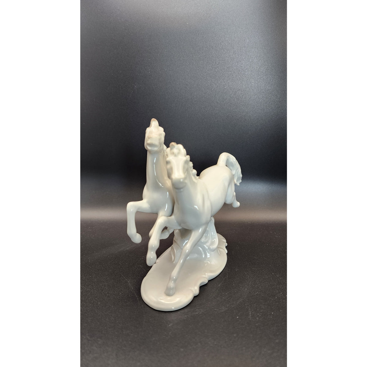 Vintage Wallendorf Kurt Steiner White Porcelain Galloping Horses Figurine 1169