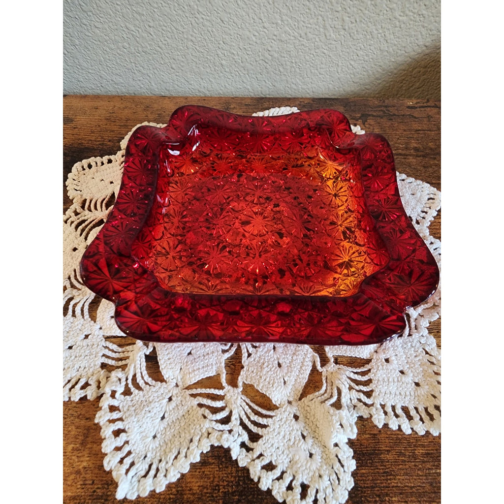 VTG L G Wright Amberina w/ UV Cadmium  "Daisy and Button" Ashtray  Glows Orange