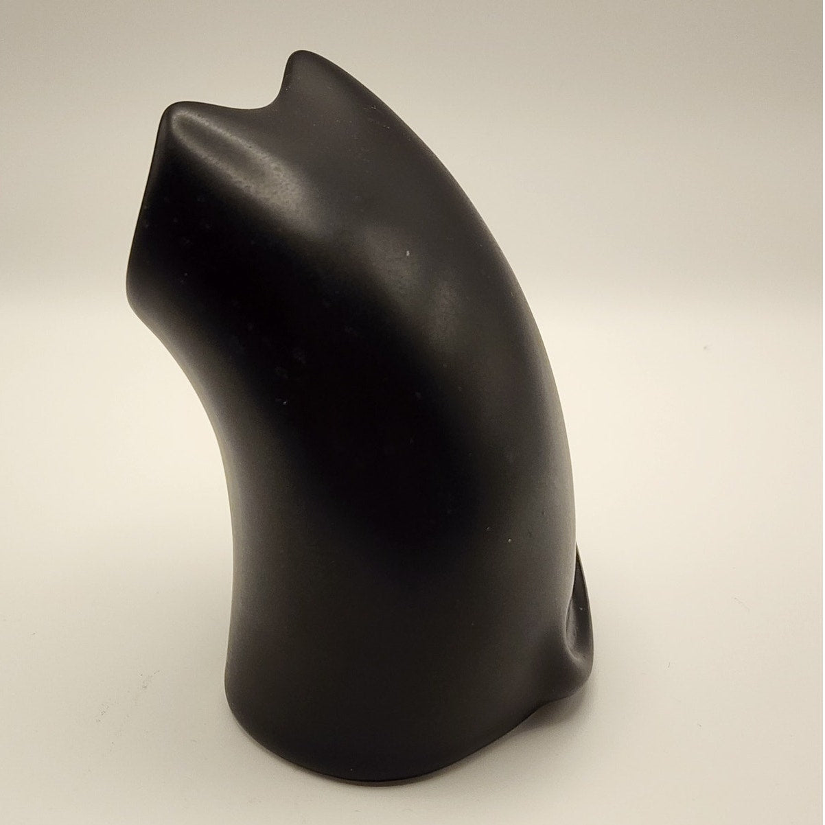 Vintage Hakusan Pottery Cat Figurine , Black Ceramic Masahiro Mori Japan 1960s
